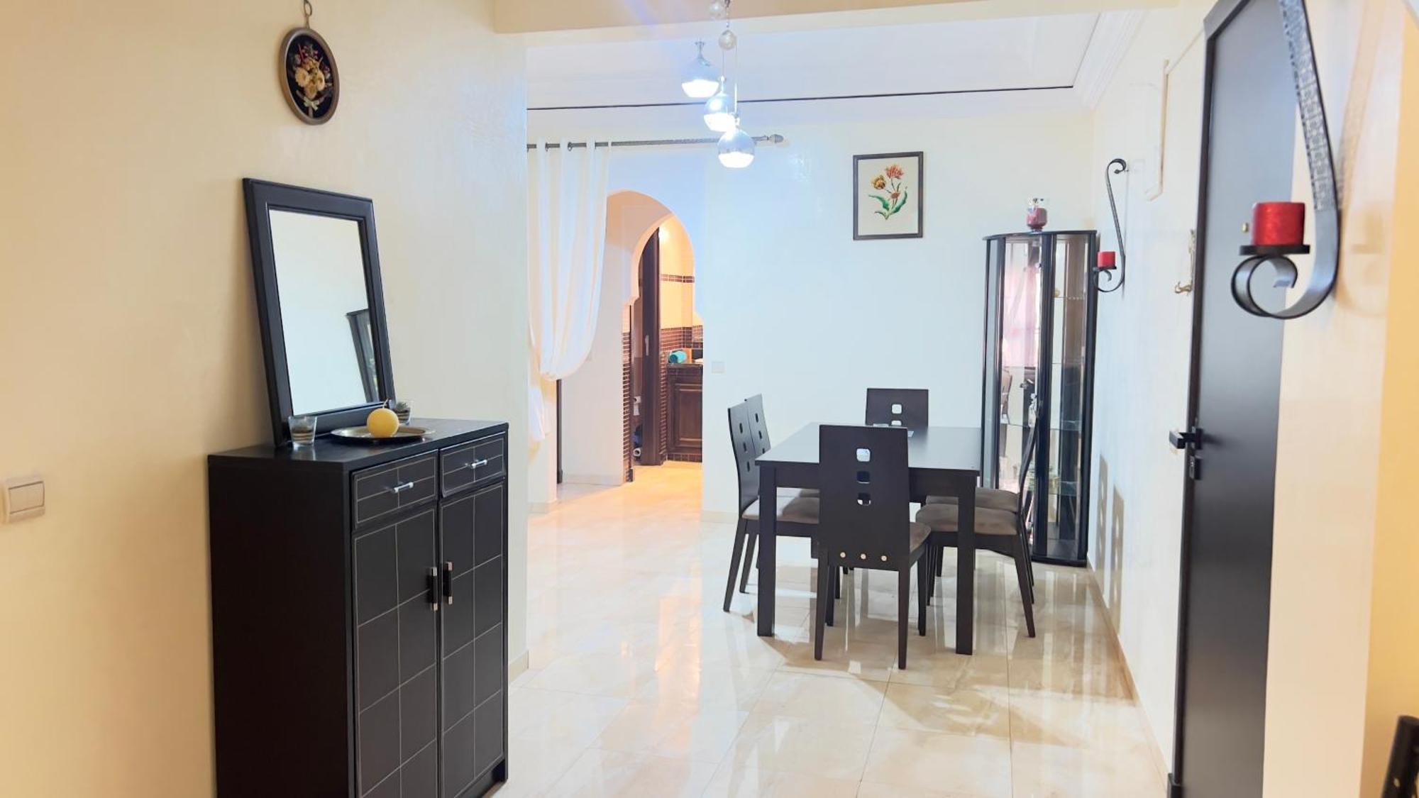 Magnifique Appartement Spacieux Confort Propre Familial 2 Chambres Salon Et Salle A Manger A 20Mn A Pied De Place Jemaa El Fina 4 Piscines Dans Espace De Golf A 12 Mn En Voitures L Entree Est Gratuit Pour La Clientele Ouvert Entre 10H Et 20H Марракеш Екстер'єр фото